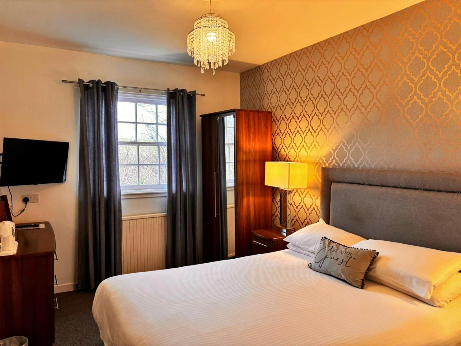 The Mill House Hotel 버키 외부 사진